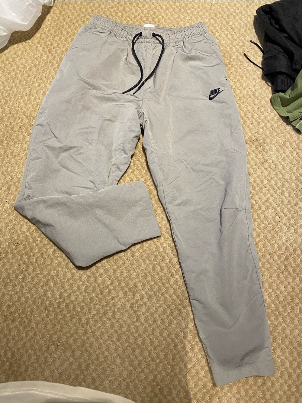 NIKE Tech Essentials Lined Commuter Pants DQ4343-016 MEN'S size medium